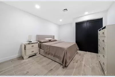 111 Mill River Road, Upper Brookville, NY 11771 - Photo 34