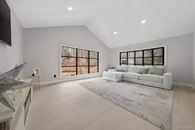 111 Mill River Road, Upper Brookville, NY 11771 - Photo 16