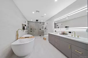 111 Mill River Rd, Upper Brookville, NY 11771 - Photo 26