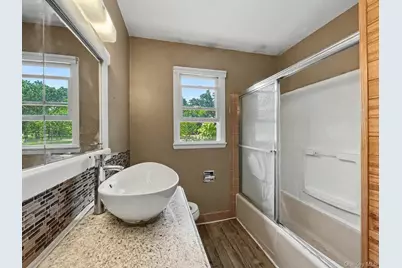 225 Monhagen Avenue, Middletown, NY 10940 - Photo 6