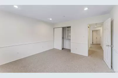 124 Foxwood Drive, Jericho, NY 11753 - Photo 20