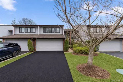 124 Foxwood Drive, Jericho, NY 11753 - Photo 1