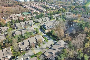 124 Foxwood Dr, Jericho, NY 11753 - Photo 44