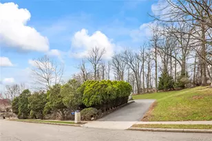 20 Algonquin Cir, Airmont, NY 10952 - Photo 46