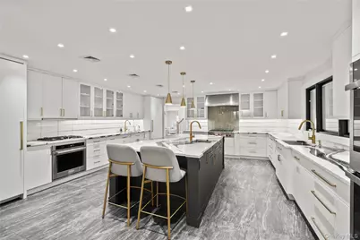 20 Algonquin Circle, Airmont, NY 10952 - Photo 12