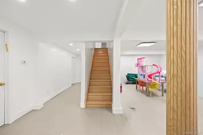 20 Algonquin Circle, Airmont, NY 10952 - Photo 34