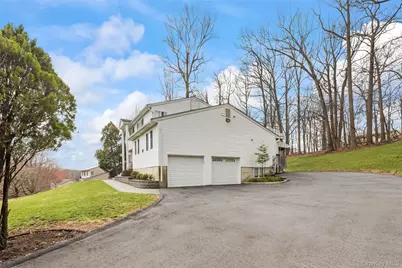 20 Algonquin Circle, Airmont, NY 10952 - Photo 42