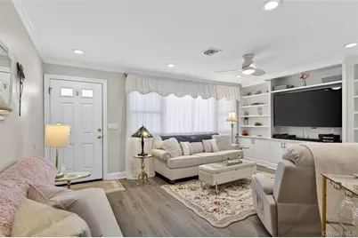 1 Atlantic Avenue #Apt 35, Farmingdale, NY 11735 - Photo 6