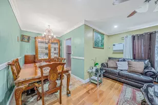 102-29 184th St, Hollis, NY 11423 - Photo 6
