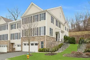 57 Dennis Ln, Pleasantville, NY 10570 - Photo 2