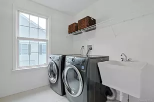 57 Dennis Ln, Pleasantville, NY 10570 - Photo 28