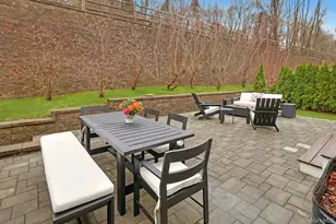 57 Dennis Ln, Pleasantville, NY 10570 - Photo 34