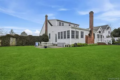 49 Washington Street, Sayville, NY 11782 - Photo 30