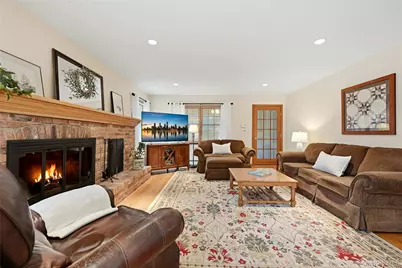 49 Washington Street, Sayville, NY 11782 - Photo 2