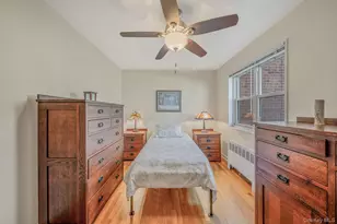 15-30 212th St, Bayside, NY 11360 - Photo 12