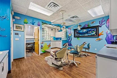 1171 Old Country Road #104, Plainview, NY 11801 - Photo 6