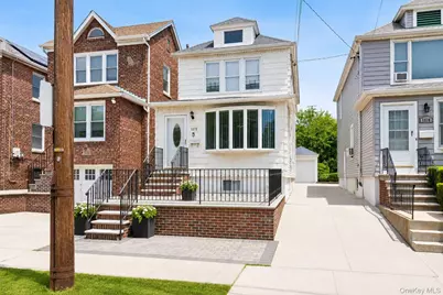 1372 Hollywood Avenue, Bronx, NY 10461 - Photo 1
