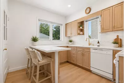 1372 Hollywood Avenue, Bronx, NY 10461 - Photo 12