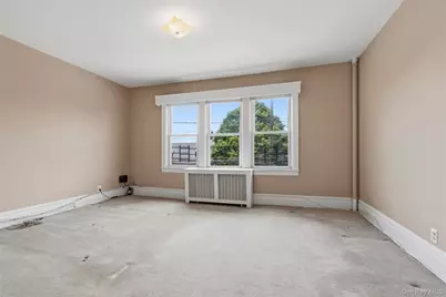 1372 Hollywood Avenue, Bronx, NY 10461 - Photo 14