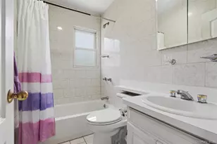 1372 Hollywood Ave, Bronx, NY 10461 - Photo 16