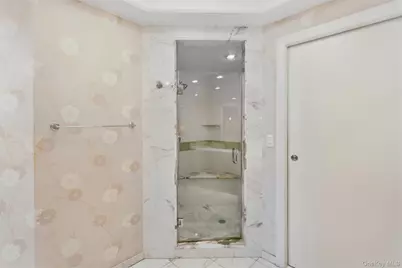 403 E Boardwalk #502, Long Beach, NY 11561 - Photo 30