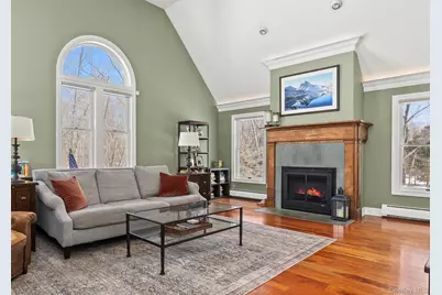 17 Elm Street, Red Hook, NY 12571 - Photo 10