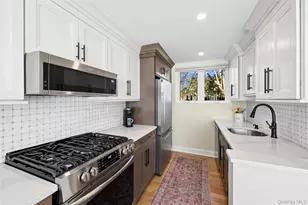 58 Cove Dr, Sound Beach, NY 11789 - Photo 6