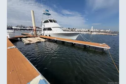 148 City Island Avenue #D29, Bronx, NY 10464 - Photo 1