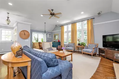 550 Nassau Boulevard, West Hempstead, NY 11552 - Photo 4