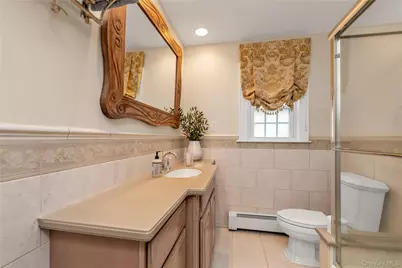 550 Nassau Boulevard, West Hempstead, NY 11552 - Photo 12