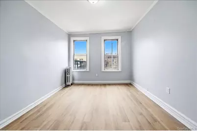 2712 Holland Avenue, Bronx, NY 10467 - Photo 16
