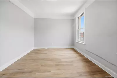 2712 Holland Avenue, Bronx, NY 10467 - Photo 12