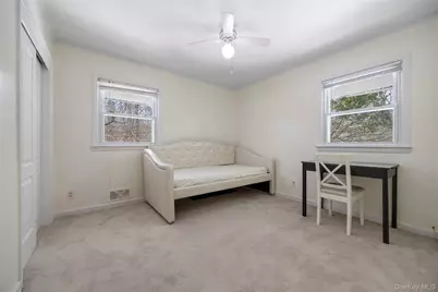 11 Old Post Road E, Port Jefferson, NY 11777 - Photo 8