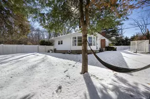 11 Old Post Rd E, Port Jefferson, NY 11777 - Photo 12