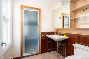 168 Sterling St, Greenport, NY 11944 - Photo 10