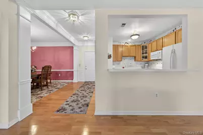 28 N De Baun Avenue #304, Suffern, NY 10901 - Photo 8