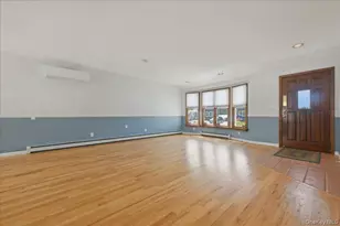 2937 Morgan Dr, Wantagh, NY 11793 - Photo 8