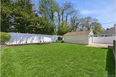 2937 Morgan Drive, Wantagh, NY 11793 - Photo 30
