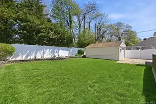 2937 Morgan Dr, Wantagh, NY 11793 - Photo 30
