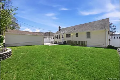 2937 Morgan Drive, Wantagh, NY 11793 - Photo 32