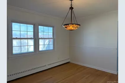 209 Brompton Road, Garden City, NY 11530 - Photo 8