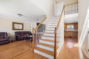 63 Pinedale Ave, Farmingville, NY 11738 - Photo 4