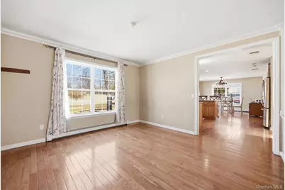 63 Pinedale Avenue, Farmingville, NY 11738 - Photo 14