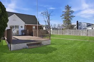 120 Linwood Ave, North Bellmore, NY 11710 - Photo 22