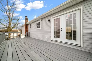 55 Schleigel Blvd, Farmingdale, NY 11735 - Photo 26