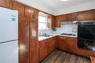 216-14 132nd Rd, Springfield Gardens, NY 11413 - Photo 12