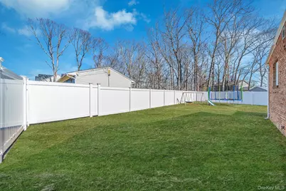 77 Market Street, Mastic Beach, NY 11951 - Photo 24