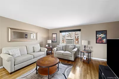 226-10 Manor Road #Upper, Queens Village, NY 11427 - Photo 6