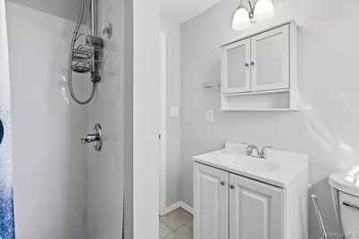 303 Kansas Street, Lindenhurst, NY 11757 - Photo 12