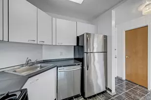 703 Pelham Rd, New Rochelle, NY 10805 - Photo 12